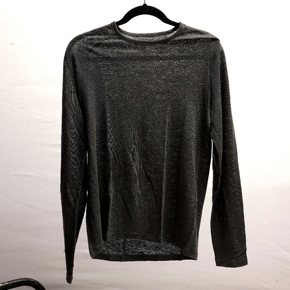 Club Monaco Long Sleeve Linen Crew